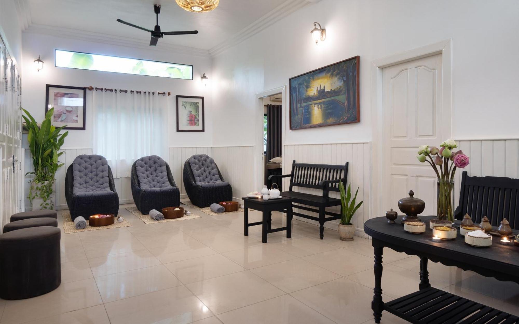 The Urban Hotel Siem Reap Exterior photo