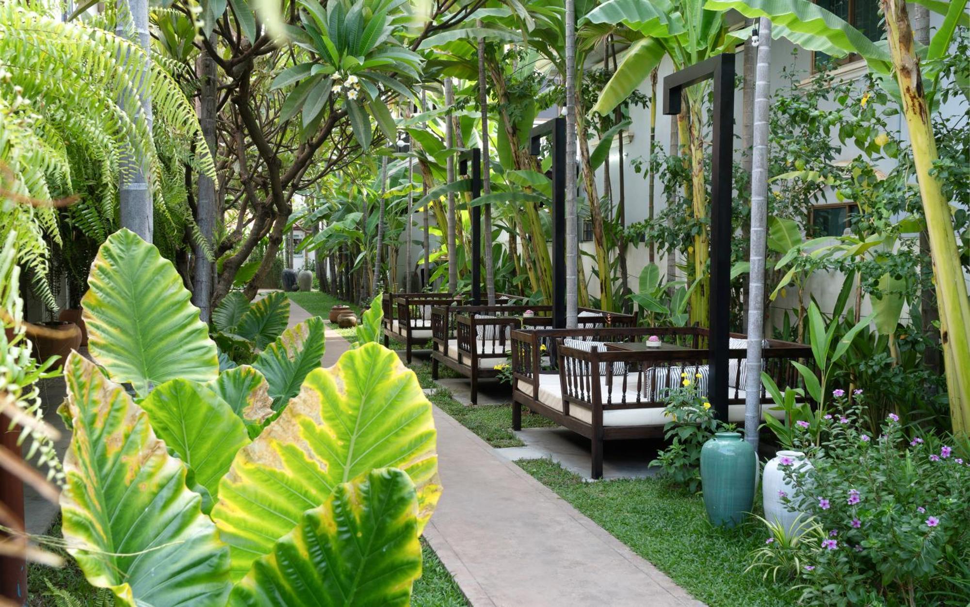 The Urban Hotel Siem Reap Exterior photo