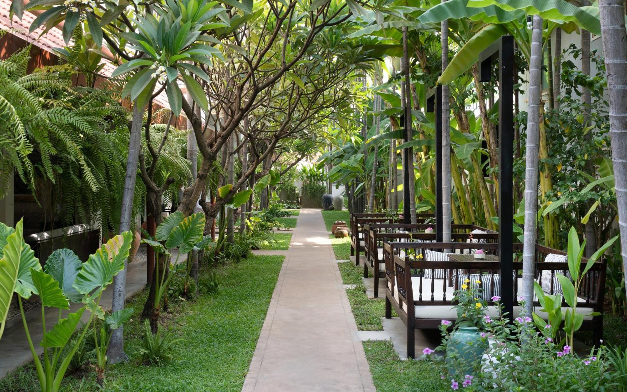 The Urban Hotel Siem Reap Exterior photo