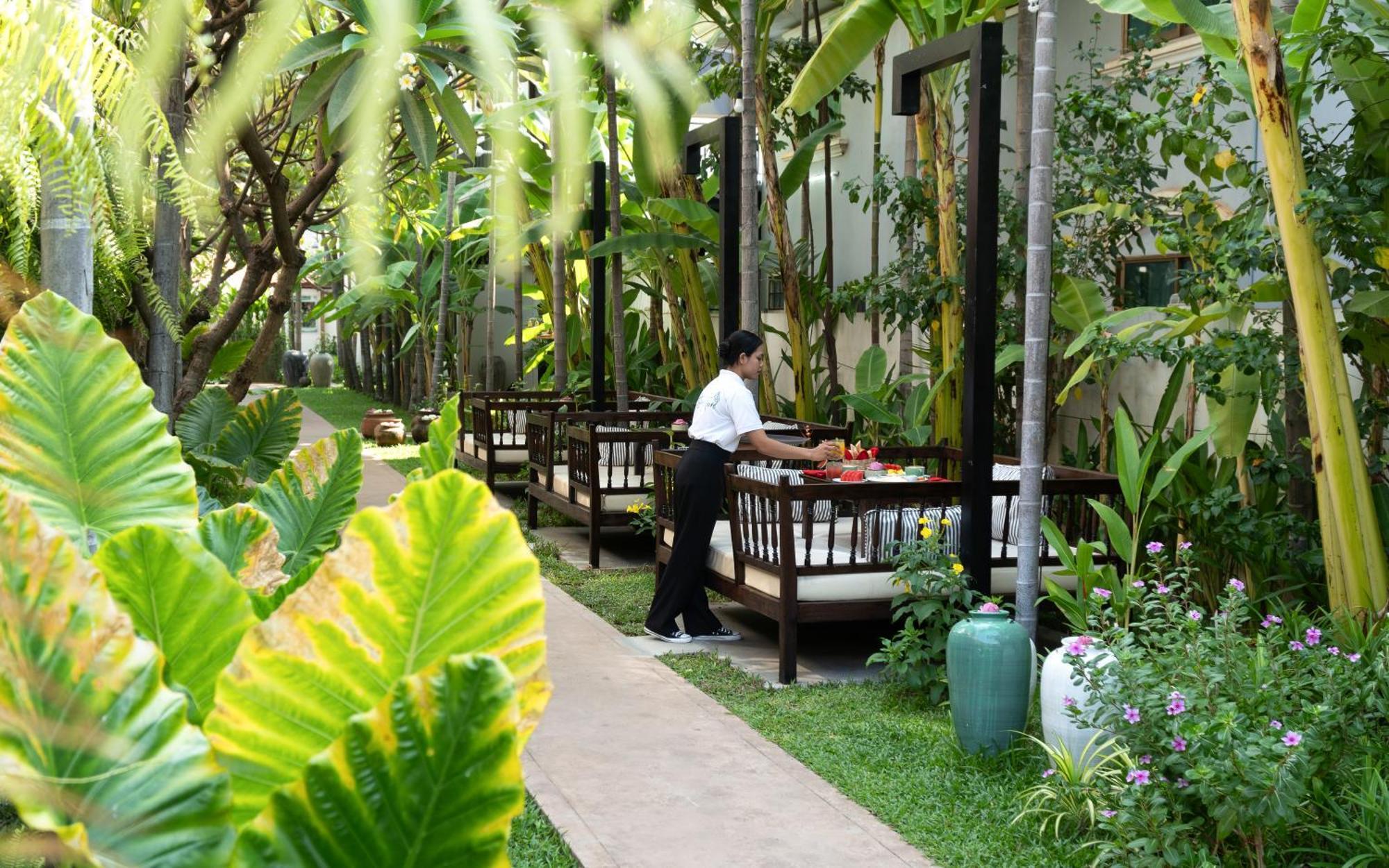 The Urban Hotel Siem Reap Exterior photo