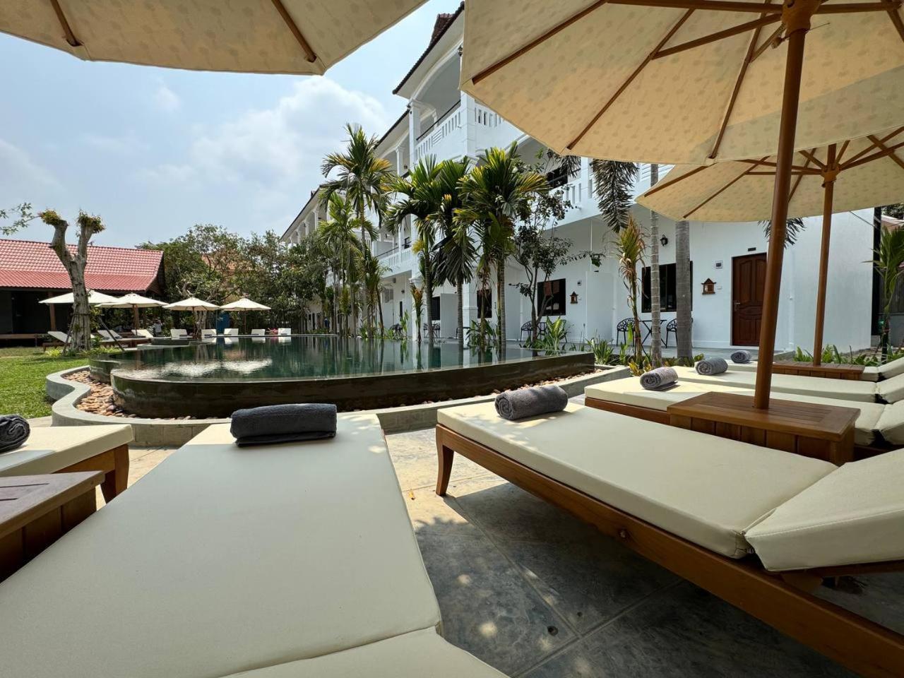 The Urban Hotel Siem Reap Exterior photo